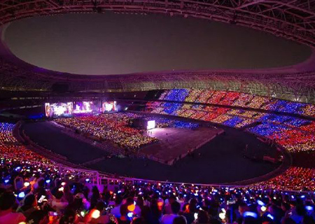 今年会LED巨幕和荧光棒燃爆周杰伦太原演唱会（第二场）